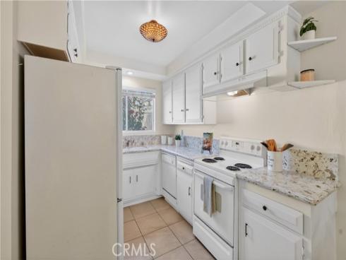 1881  Mitchell  95 , Tustin, CA