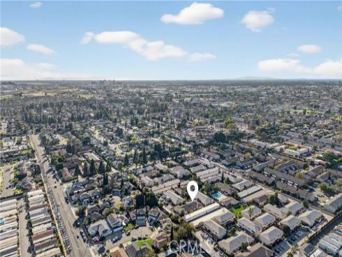 1881  Mitchell  95 , Tustin, CA