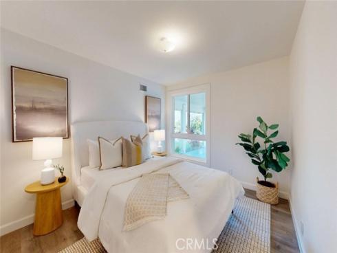 14751  Foxcroft  , Tustin, CA