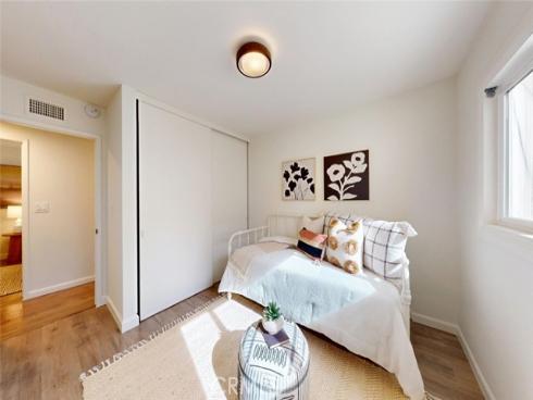 14751  Foxcroft  , Tustin, CA