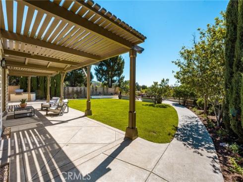 10533  Emerson Bend  , Tustin, CA
