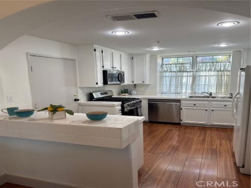 13440  Savanna  , Tustin, CA