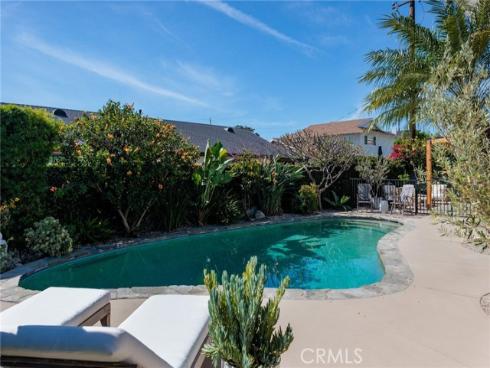 13392  Farmington   Road, Tustin, CA