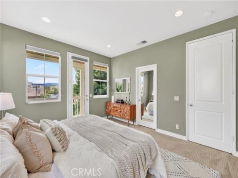 3233  Larkspur   Street, Tustin, CA