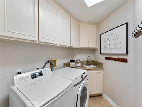 2741  Timmons  , Tustin, CA