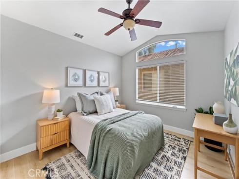 2741  Timmons  , Tustin, CA