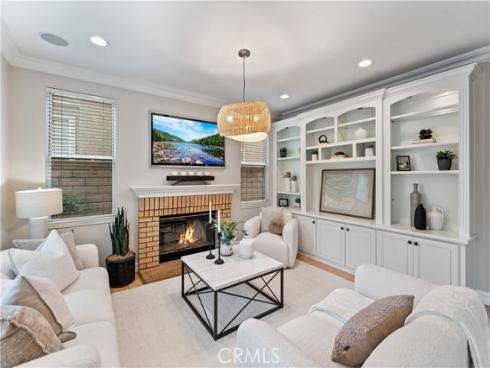 2741  Timmons  , Tustin, CA