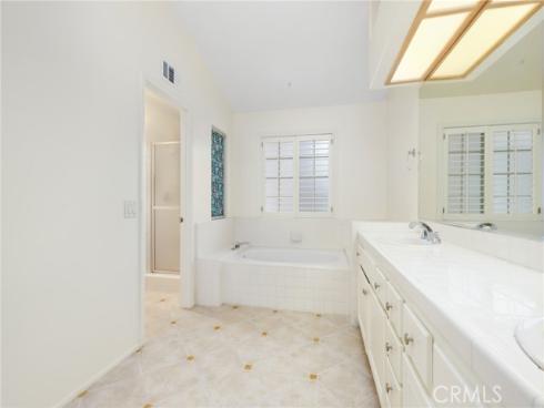 2316  Cascade  , Tustin, CA