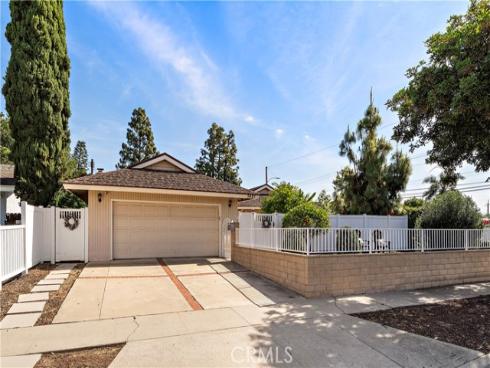 1481  Lance   Drive, Tustin, CA