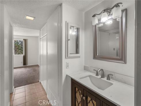 17554  Vandenberg  19  Lane, Tustin, CA