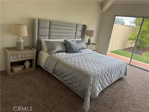 13679  Iroquois  , Tustin, CA