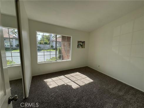 13679  Iroquois  , Tustin, CA