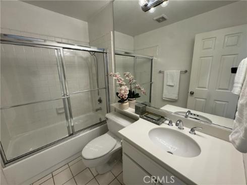 13679  Iroquois  , Tustin, CA