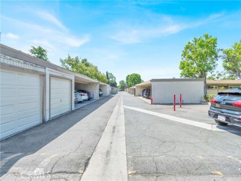634 W Main  D , Tustin, CA