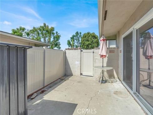 634 W Main  D , Tustin, CA