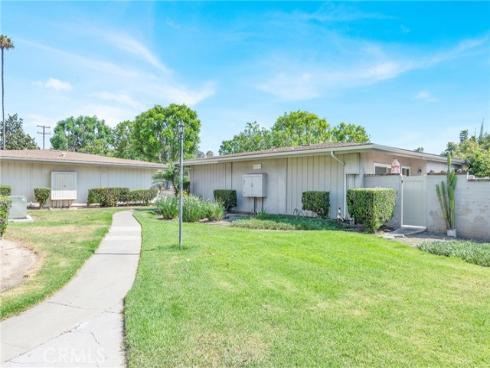 634 W Main  D , Tustin, CA