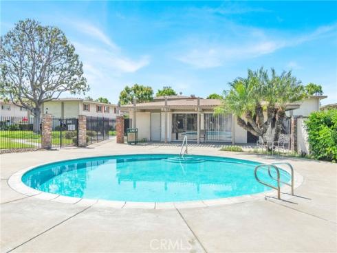634 W Main  D , Tustin, CA