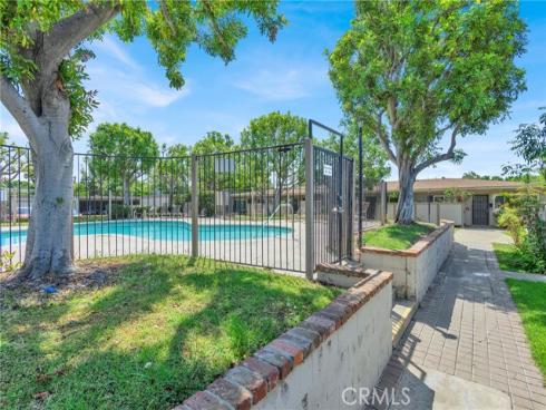 634 W Main  D , Tustin, CA