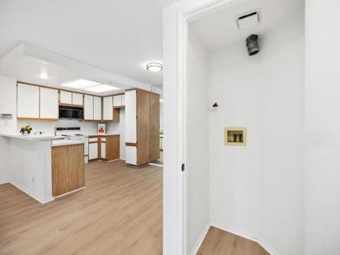 2800  Keller Dr.  306 , Tustin, CA