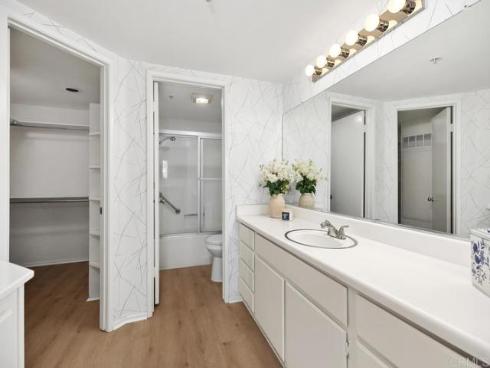 2800  Keller Dr.  306 , Tustin, CA