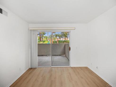 2800  Keller Dr.  306 , Tustin, CA