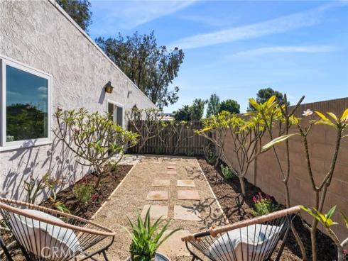 17572  Vandenberg  4  Lane, Tustin, CA