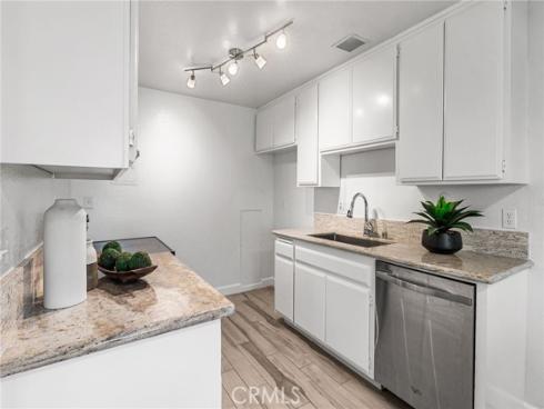 17572  Vandenberg  4  Lane, Tustin, CA