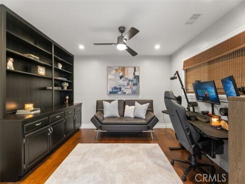 13351  Cromwell  , Tustin, CA