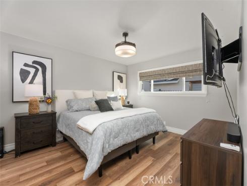 13351  Cromwell  , Tustin, CA