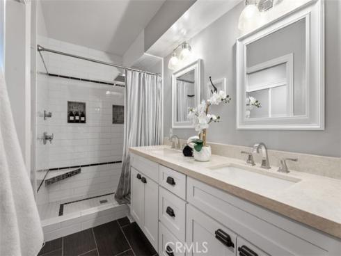 13351  Cromwell  , Tustin, CA