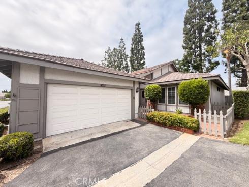 1022  Regis Way  , Tustin, CA
