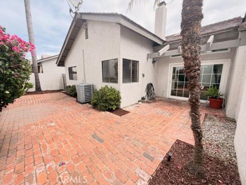 1022  Regis Way  , Tustin, CA