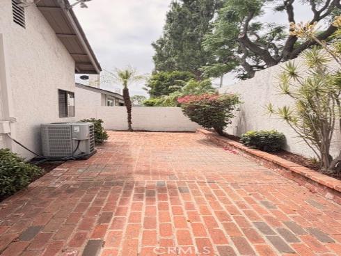 1022  Regis Way  , Tustin, CA