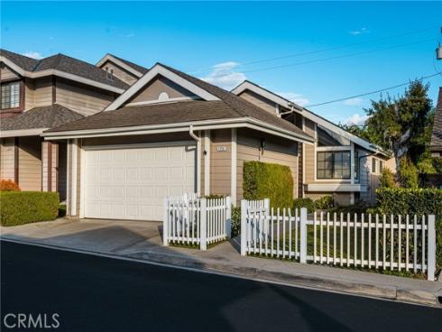 12557 Wedgwood Circle