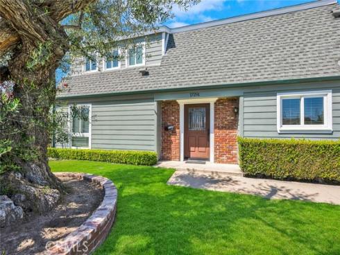 17291  Bergen Circle  , Tustin, CA