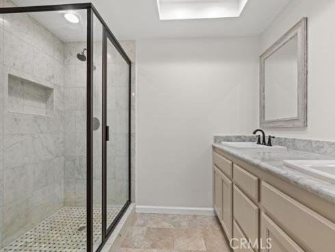 17621  17th  19C , Tustin, CA