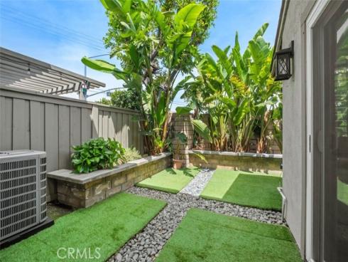 17351  Via Lindo  , Tustin, CA