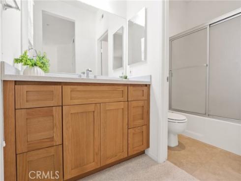 259  Gallery   Way, Tustin, CA