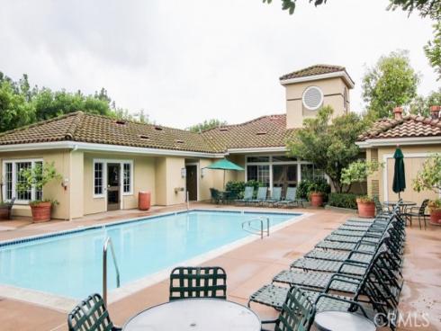 259  Gallery   Way, Tustin, CA