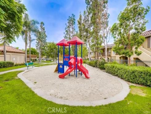 259  Gallery   Way, Tustin, CA