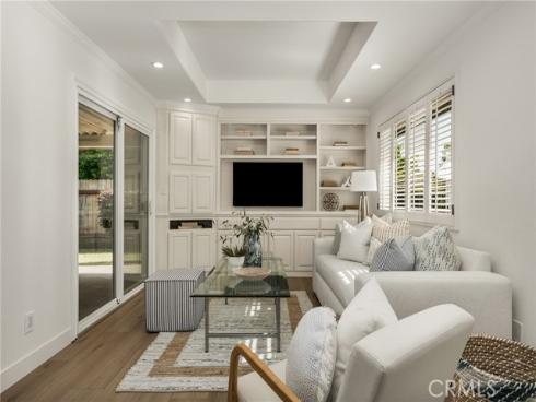 17442  Amaganset Way  , Tustin, CA