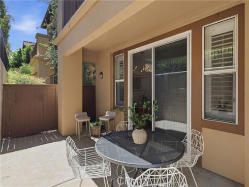 2659 Dietrich , Tustin, CA