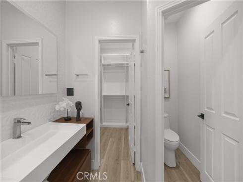 328  Flyers Ln  , Tustin, CA