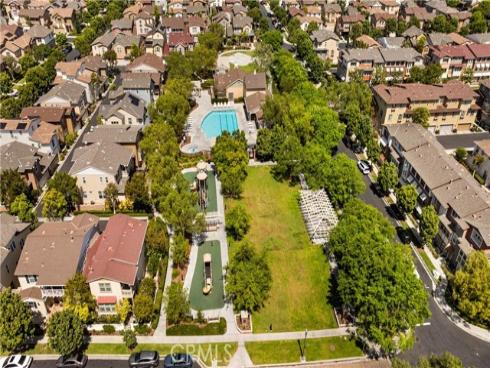328  Flyers Ln  , Tustin, CA