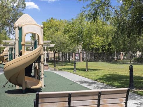 328  Flyers Ln  , Tustin, CA