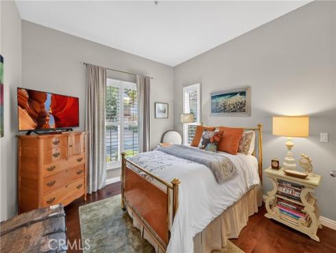 2531  Aquasanta  , Tustin, CA