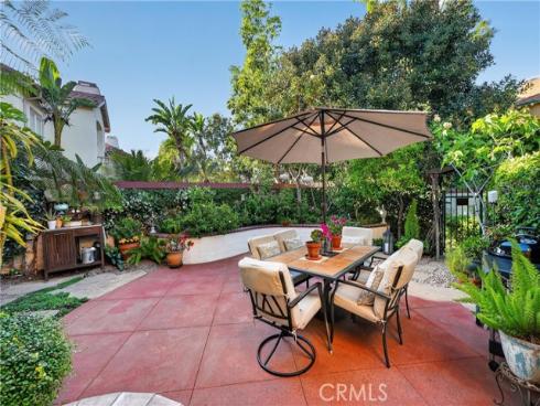 2531  Aquasanta  , Tustin, CA