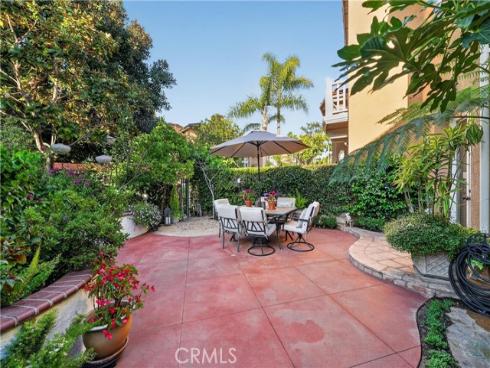 2531  Aquasanta  , Tustin, CA