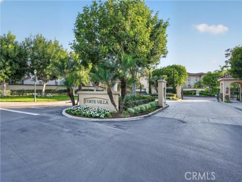 2531  Aquasanta  , Tustin, CA