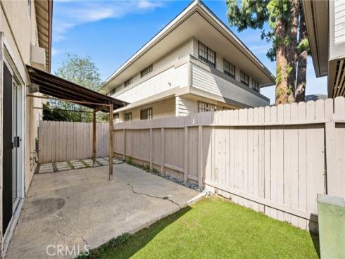 473 E 1st  , Tustin, CA